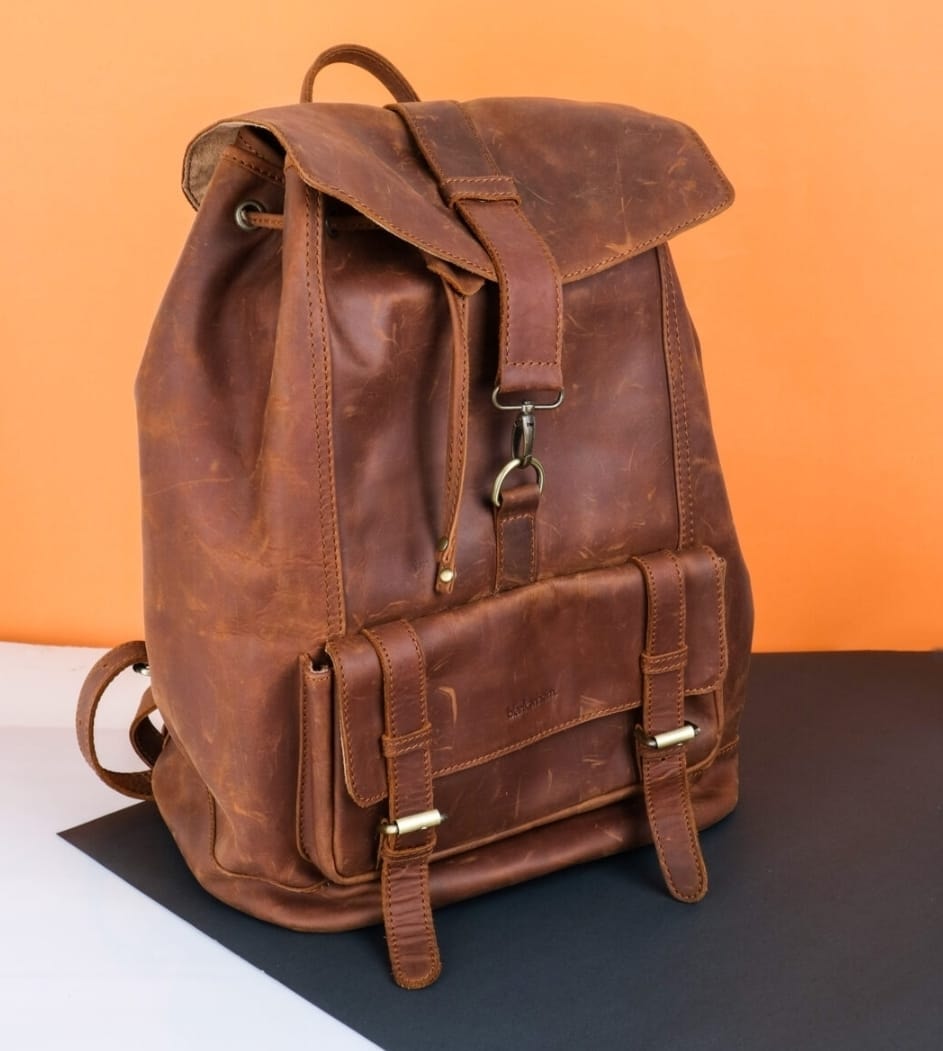 Leather product ref KYC-008